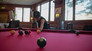 Billiards - Park City Hostel (Park City)