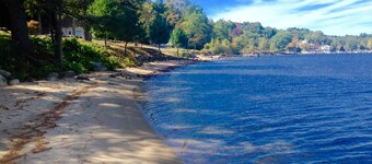 Renovated Bungalo Village Cottage on Crystal-Clear Newfound Lake