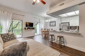 Smart TV, books, music library, video library