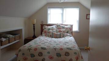 1 bedroom, desk, iron/ironing board, free WiFi