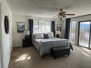 4 Schlafzimmer, Reisekinderbett, kostenloses WLAN, Bettwäsche