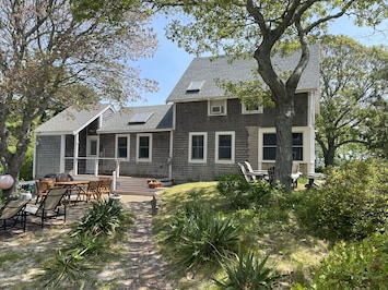 The Mayflower House