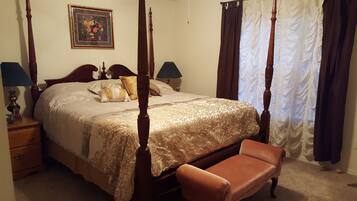3 bedrooms, iron/ironing board, free WiFi, bed sheets