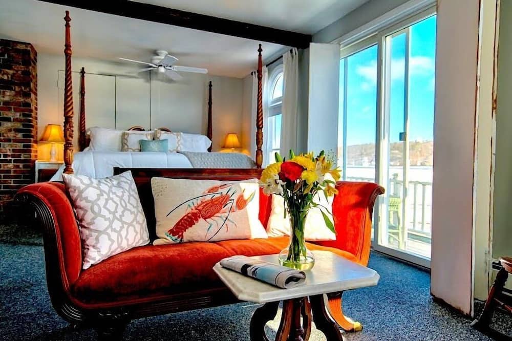 Captain Sawyer's Bed & Breakfast - Southport Island, ME
