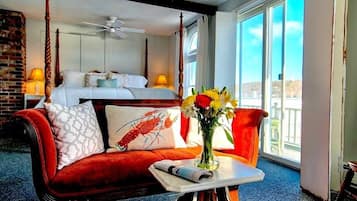 Suite Élite, 1 très grand lit, vue port | 1 chambre, literie de qualité supérieure, draps fournis