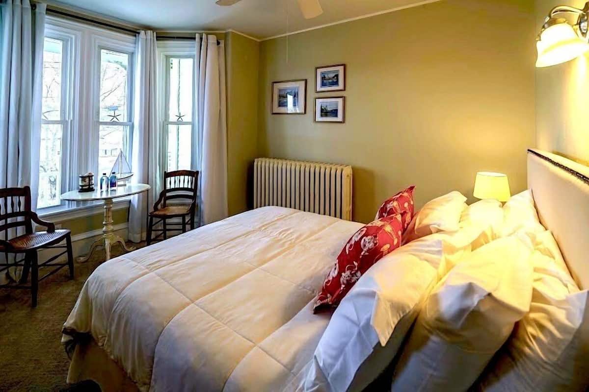 Zimmer | 1 Schlafzimmer, hochwertige Bettwaren, Bettwäsche