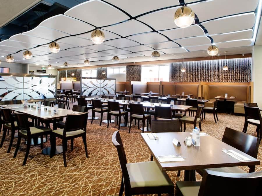 Lunch and dinner served