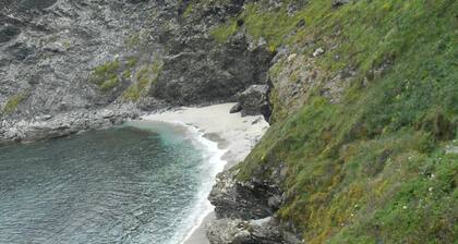 Magnifique vue sur la mer. endroit romantique et relaxant