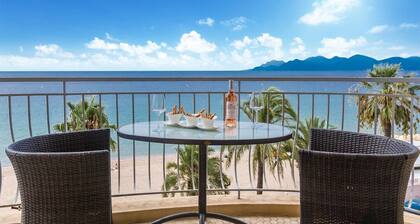 Rannalla on upea merinäköala, tilava ja lähellä Cannesin keskustaa