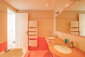 Een bad, een haardroger