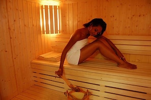 Sauna - Seasonal rental in aparthotel (Les Trois-Îlets)