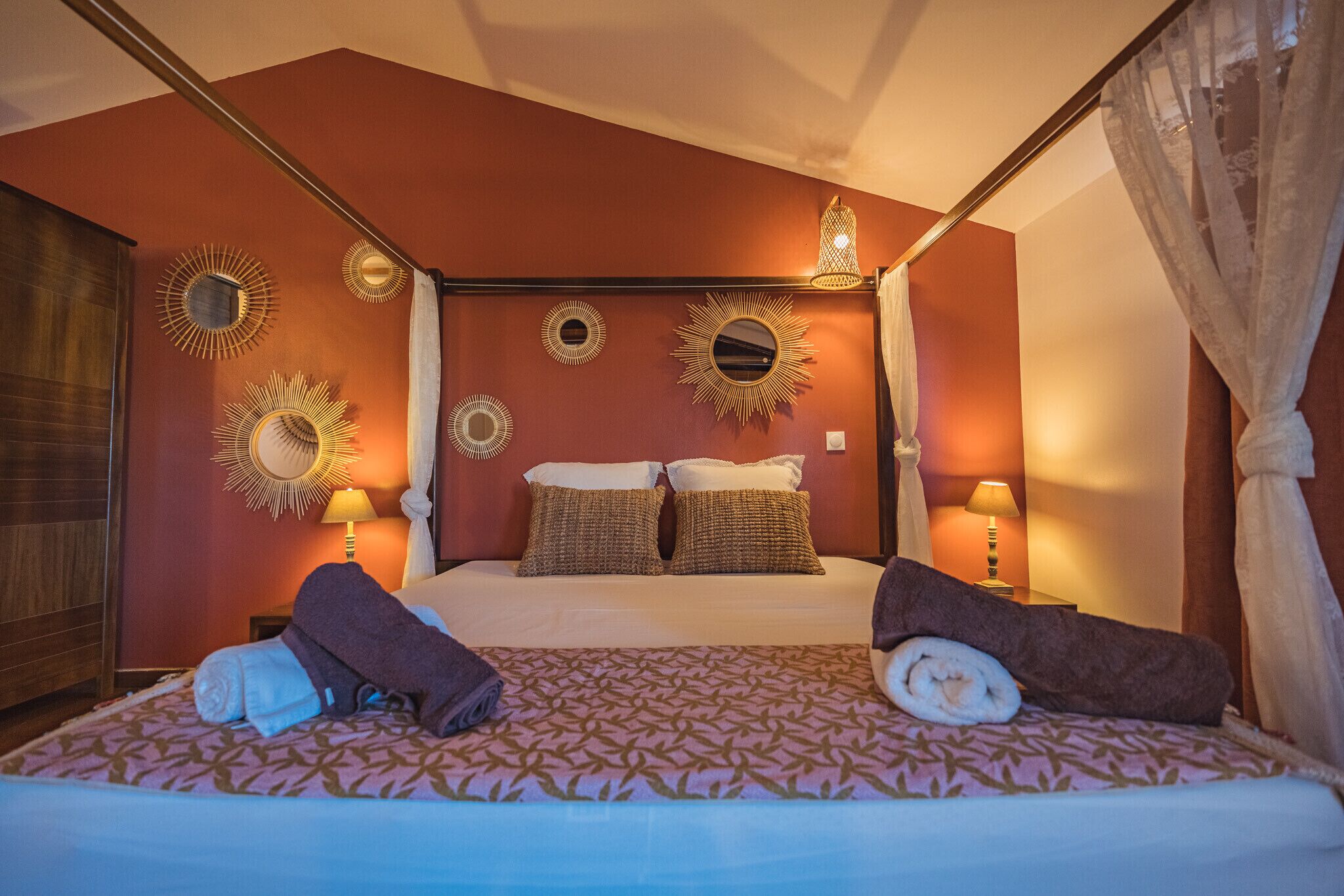 3 Schlafzimmer, Zimmersafe, Schreibtisch, Bügeleisen/Bügelbrett