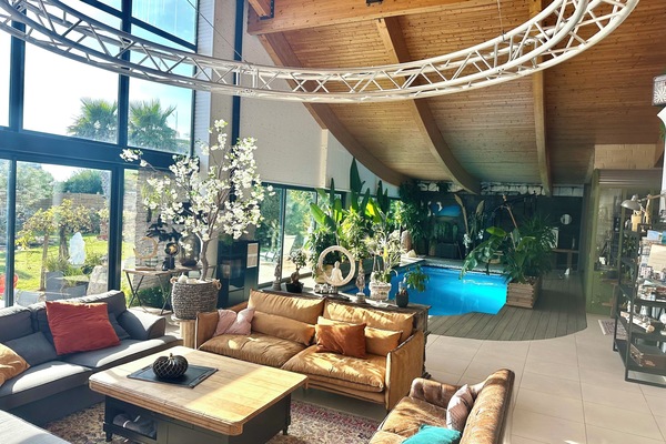 Älytelevisio, pöytätennispöytä, stereot