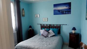 2 quartos, ferros/tábuas de passar roupa