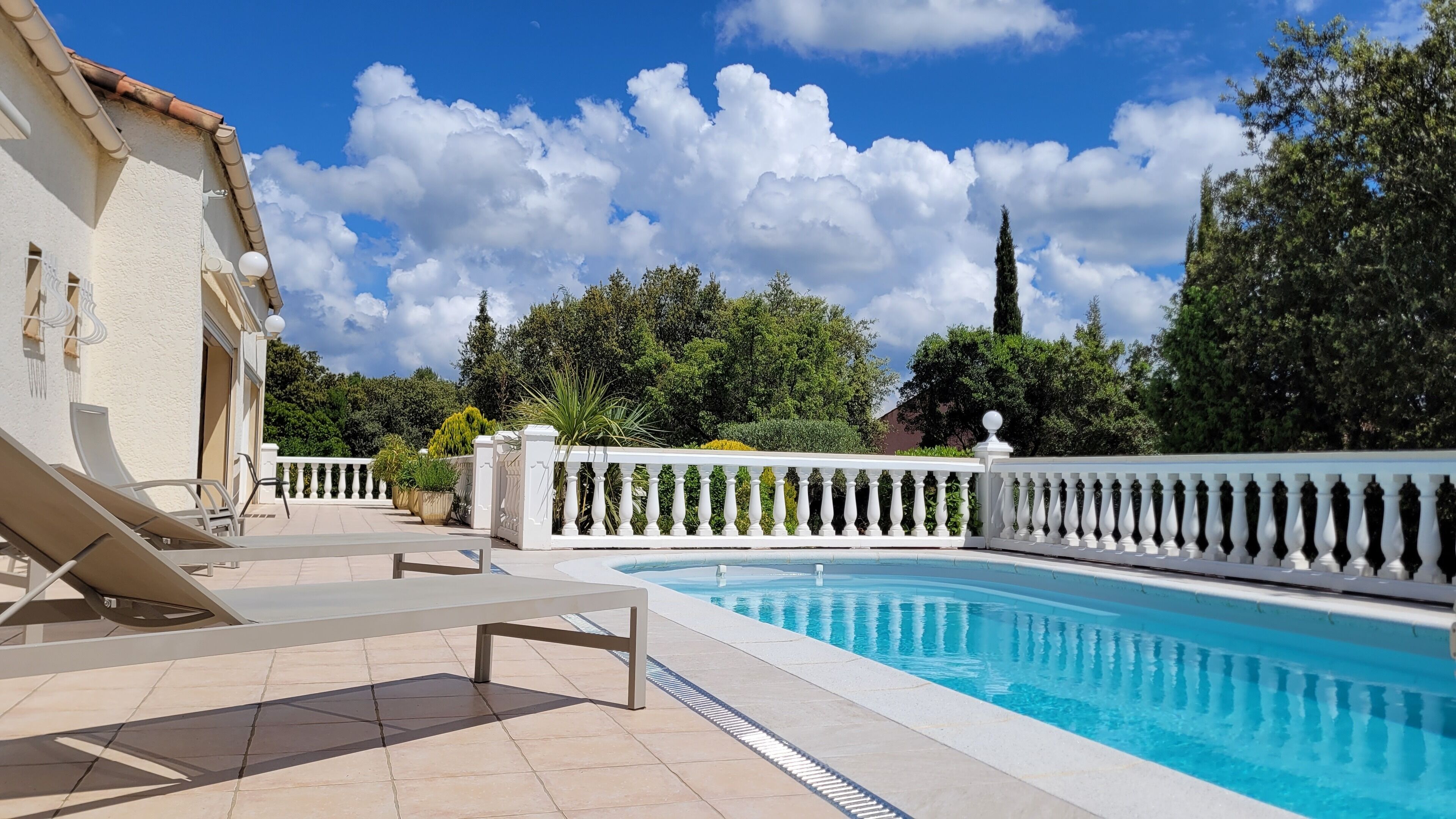 Piscine extérieure, piscine chauffée