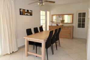 Dining - La Cèzenole | Villa 5* air-conditioned Bungalow | Heated pool | Gorges Cèze (Méjannes le Clap)