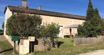 GĂźte 11 personnes proche de Bordeaux