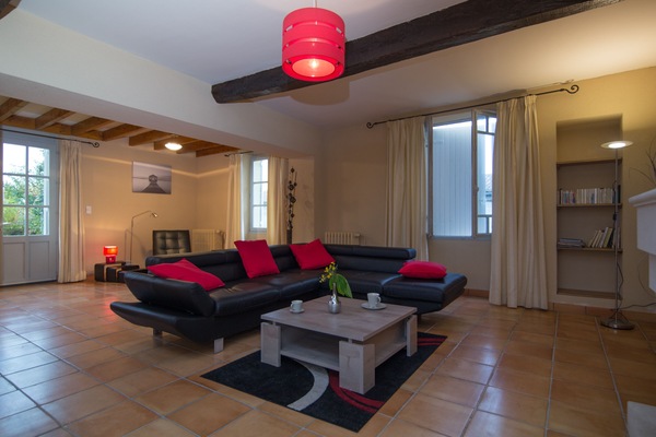 TV, fireplace, table tennis, stereo