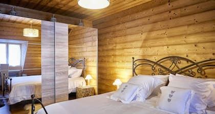 45m2 de charme, plein centre et calme, ambiance chalet, Vieille ville Ă 100M