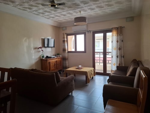 APPARTADAKAR F5 for rent Cité-Batrain - MERMOZ- OUAKAM-DAKAR