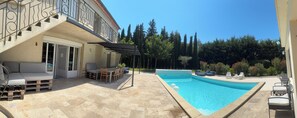Outdoor pool, a heated pool