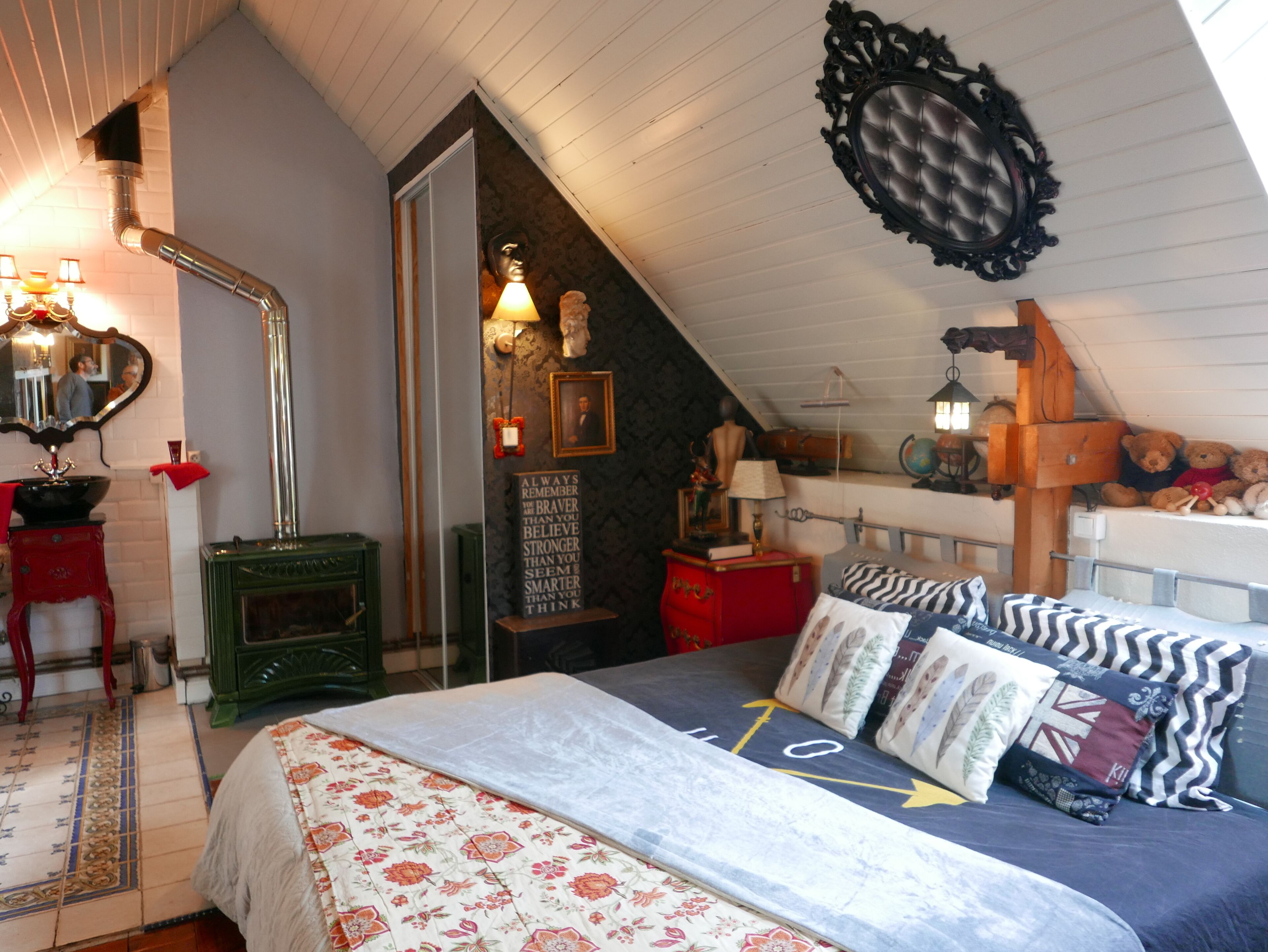 1 dormitorio, tabla de planchar con plancha, wifi gratis y ropa de cama