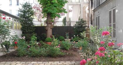 BEAUTIFUL VIEW ON ILE SAINT-LOUIS