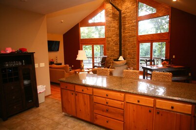 River Front Cabin On Kings River With Room For Your Horses