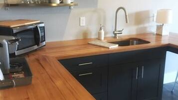 Fridge, microwave, coffee/tea maker, electric kettle