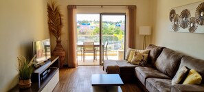 Smart TV - Fantastic apartment for lovers, friends or family vacations (Albufeira)