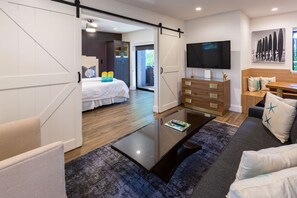 1 bedroom, iron/ironing board, free WiFi, bed sheets