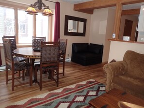 Dining - Great Value in the Aspens, Between Jackson & Teton Village (Wilson)