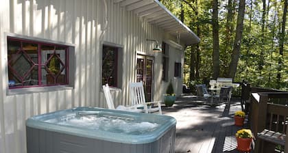 Retraite rustique avec sauna apaisant et étang plongeant