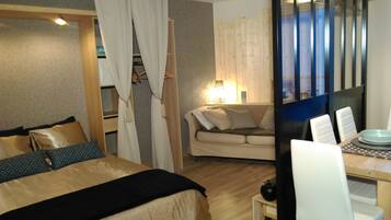 1 chambre, fer et planche Ă repasser, lit parapluie, Wi-Fi gratuit