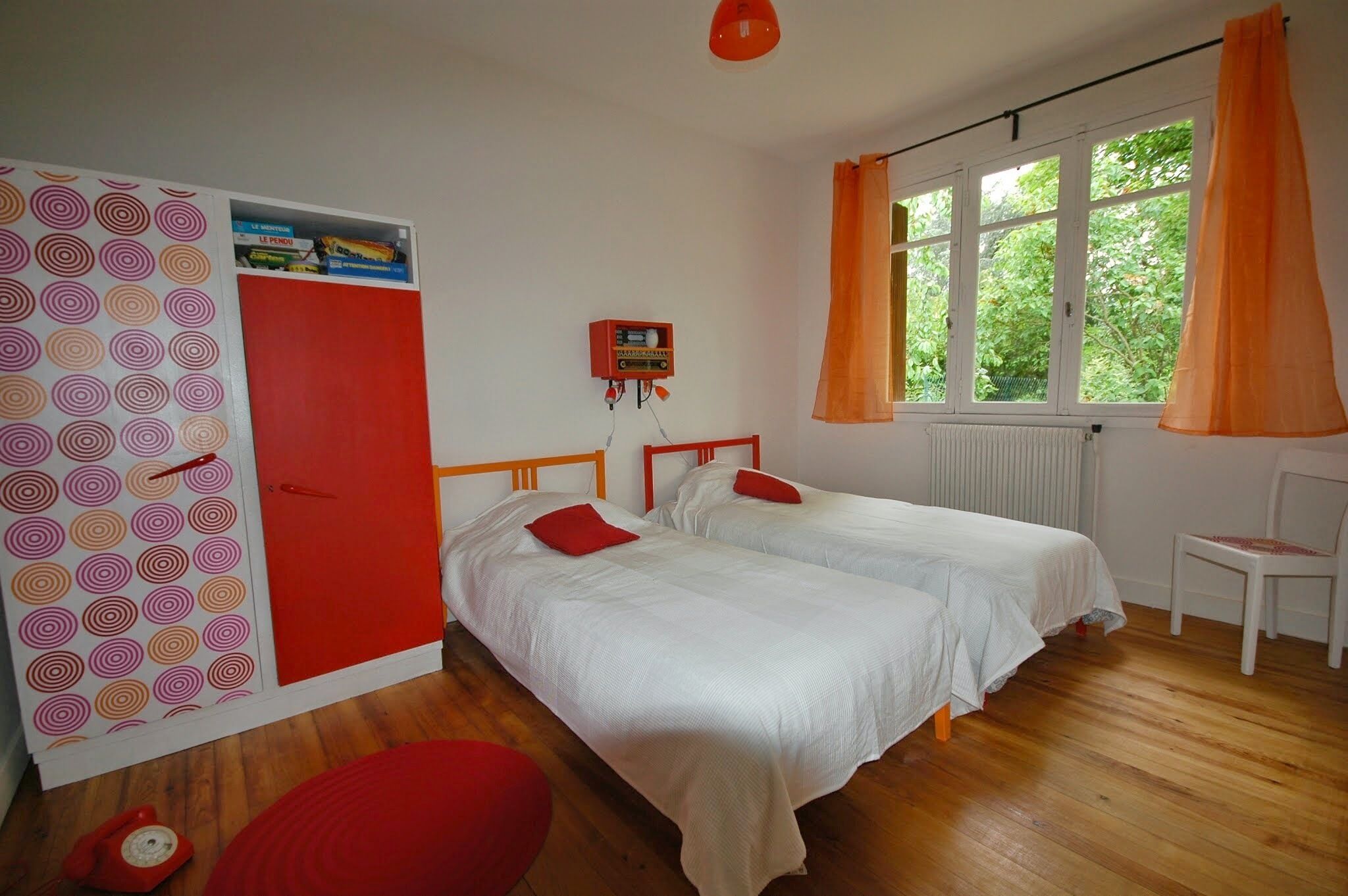 3 slaapkamers, een strijkplank/strijkijzer, gratis wifi