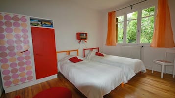 3 slaapkamers, een strijkplank/strijkijzer, gratis wifi