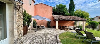 Pretty village house for 8 persons and pool secured with fence