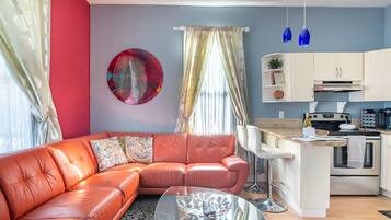 Smart TV, DVD player