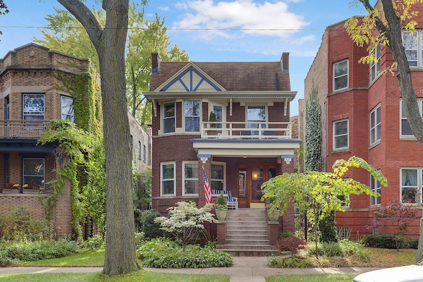 Your home away from home in a beautiful garden setting