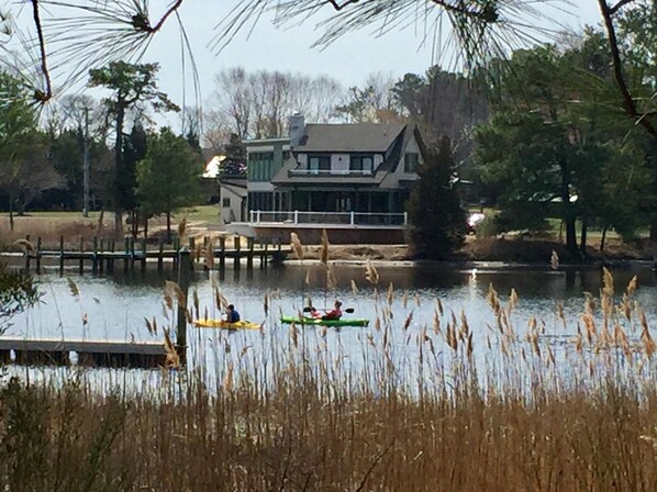 Lago