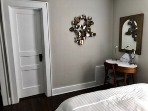 2 chambres, fer et planche à repasser, Wi-Fi gratuit, draps fournis