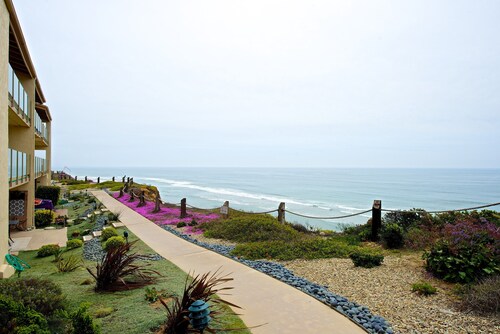 Oceanfront luxury condo!!