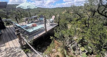 Upscale Cabin between Dripping Springs & Johnson City