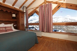 7 عدّة غرف نوم ومكواة/لوح كي وواي فاي مجانًا