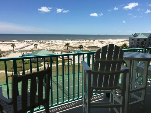 BEACH FRONT Ft Morgan, 2BR, 2BA, huge balcony! CHAIRS UMBRELLA included, laundry