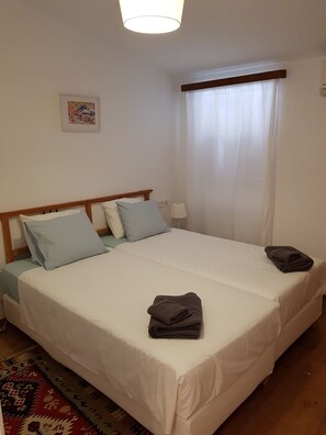4 bedrooms, in-room safe, iron/ironing board, free WiFi - CHARMING FINCA, SOLLER, SPLENDID VIEW, BRAND NEW POOL, ORCHARD, QUIET (Soller)