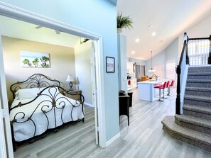 6 habitaciones, tabla de planchar con plancha, wifi y ropa de cama 
