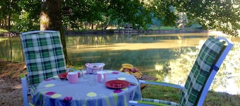 CHALET quiet forest, meadow and fishing pond - south of the Haut-Rhin -