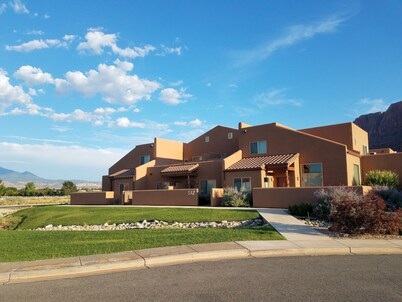 Desert Getaway features 3 bed, 2.5 bath, 2 car garage & close to pool! Condo 5A7