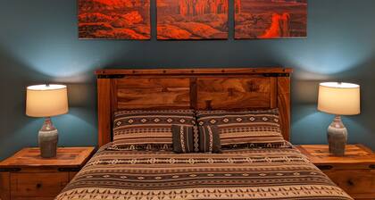 Desert Getaway ominaisuuksia 3 vuode, 2. 5 kylpy, 2 auton autotalli ja lähellä allas! Condo 5A7